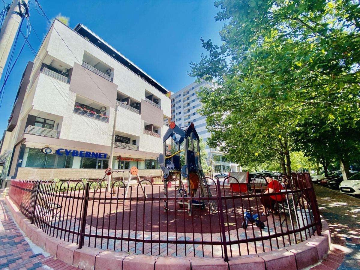 New City Studios With Balcony บูคาเรสต์ ภายนอก รูปภาพ